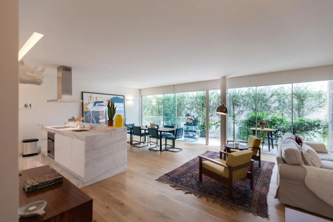 Flh Av. Liberdade Stunning Apartment With Balcony & Parking Lisboa