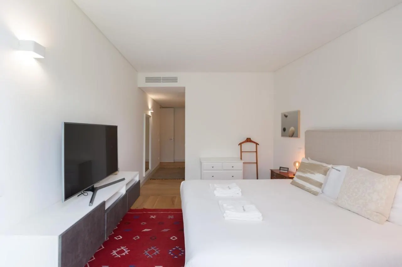 Flh Av. Liberdade Stunning Apartment With Balcony & Parking Lisboa