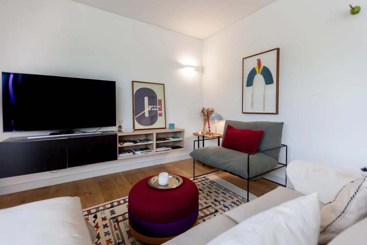 Flh Av. Liberdade Stunning Apartment With Balcony & Parking Lisboa