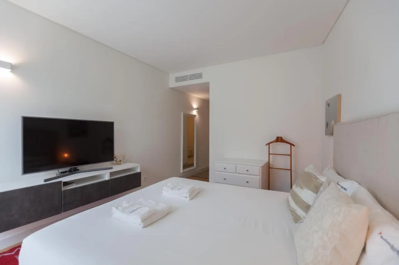 Flh Av. Liberdade Stunning Apartment With Balcony & Parking Lisboa Portugal